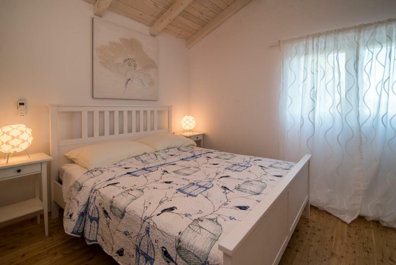 Villa Petite Risika Exterior photo